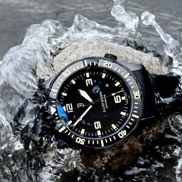 Quartz or Automatic? - Elliot Brown Watches